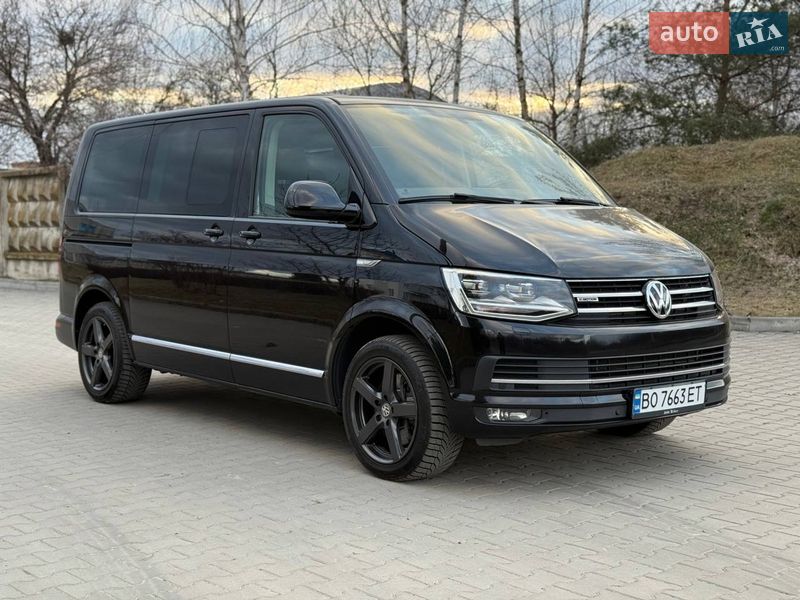 Мінівен Volkswagen Multivan 2016 в Луцьку