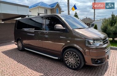 Мінівен Volkswagen Multivan 2015 в Дніпрі
