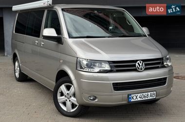 Минивэн Volkswagen Multivan 2015 в Киеве