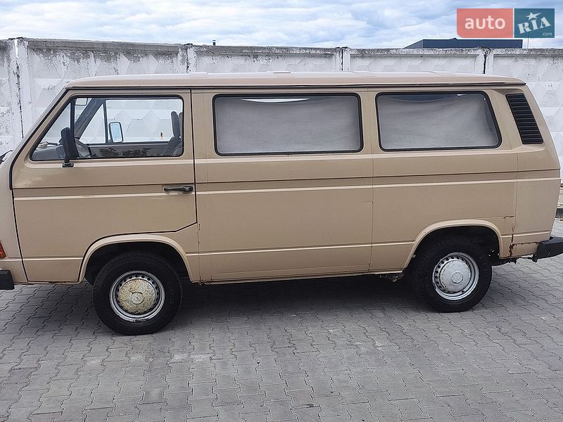Volkswagen Multivan 1989