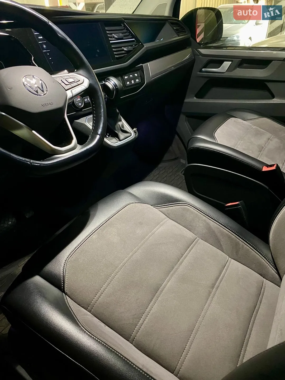 2022 Volkswagen Multivan - мініатюра 7