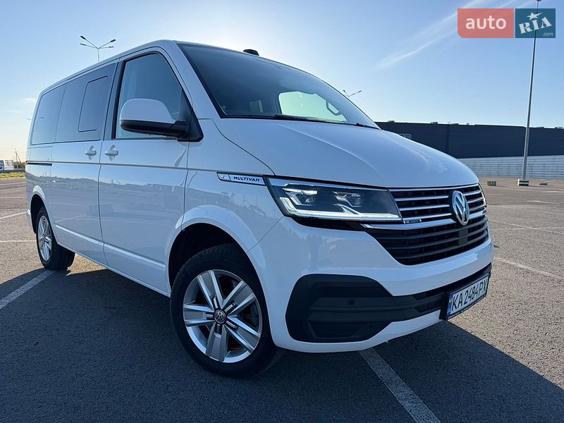 Минивэн Volkswagen Multivan 2021 в Львове