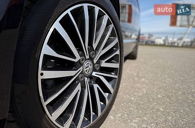 Минивэн Volkswagen Multivan 2019 в Киеве фото 12 Минивэн Volkswagen Multivan 2019 в Киеве