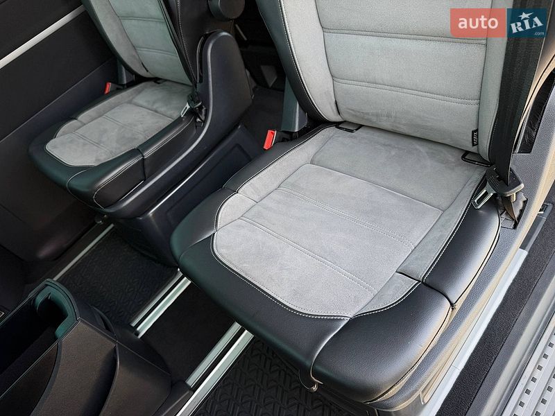 Минивэн Volkswagen Multivan 2019 в Киеве фото 66 Минивэн Volkswagen Multivan 2019 в Киеве