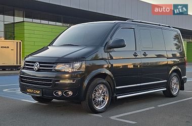 Минивэн Volkswagen Multivan 2013 в Киеве