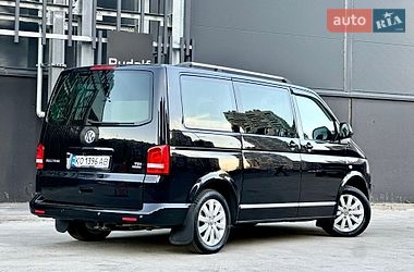 Минивэн Volkswagen Multivan 2011 в Киеве