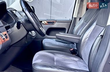 Минивэн Volkswagen Multivan 2011 в Киеве