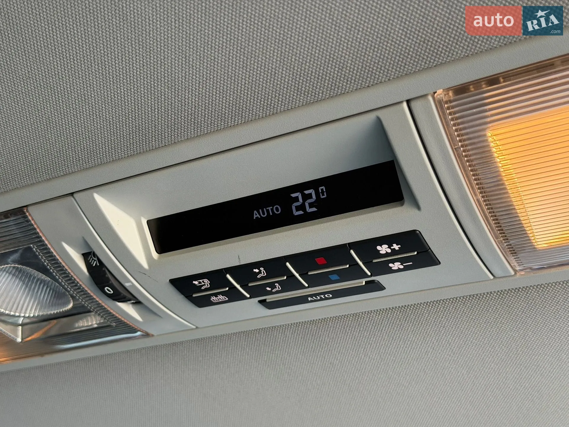 2016 Volkswagen Multivan - мініатюра 46
