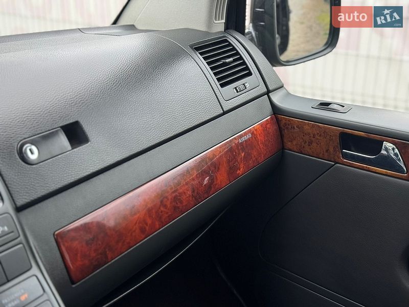 Минивэн Volkswagen Multivan 2009 в Умани