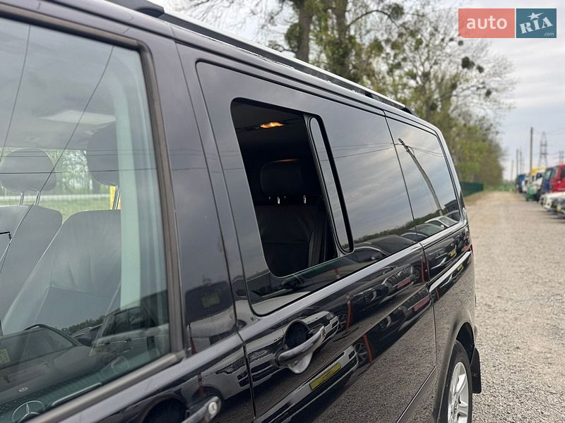 Минивэн Volkswagen Multivan 2009 в Умани