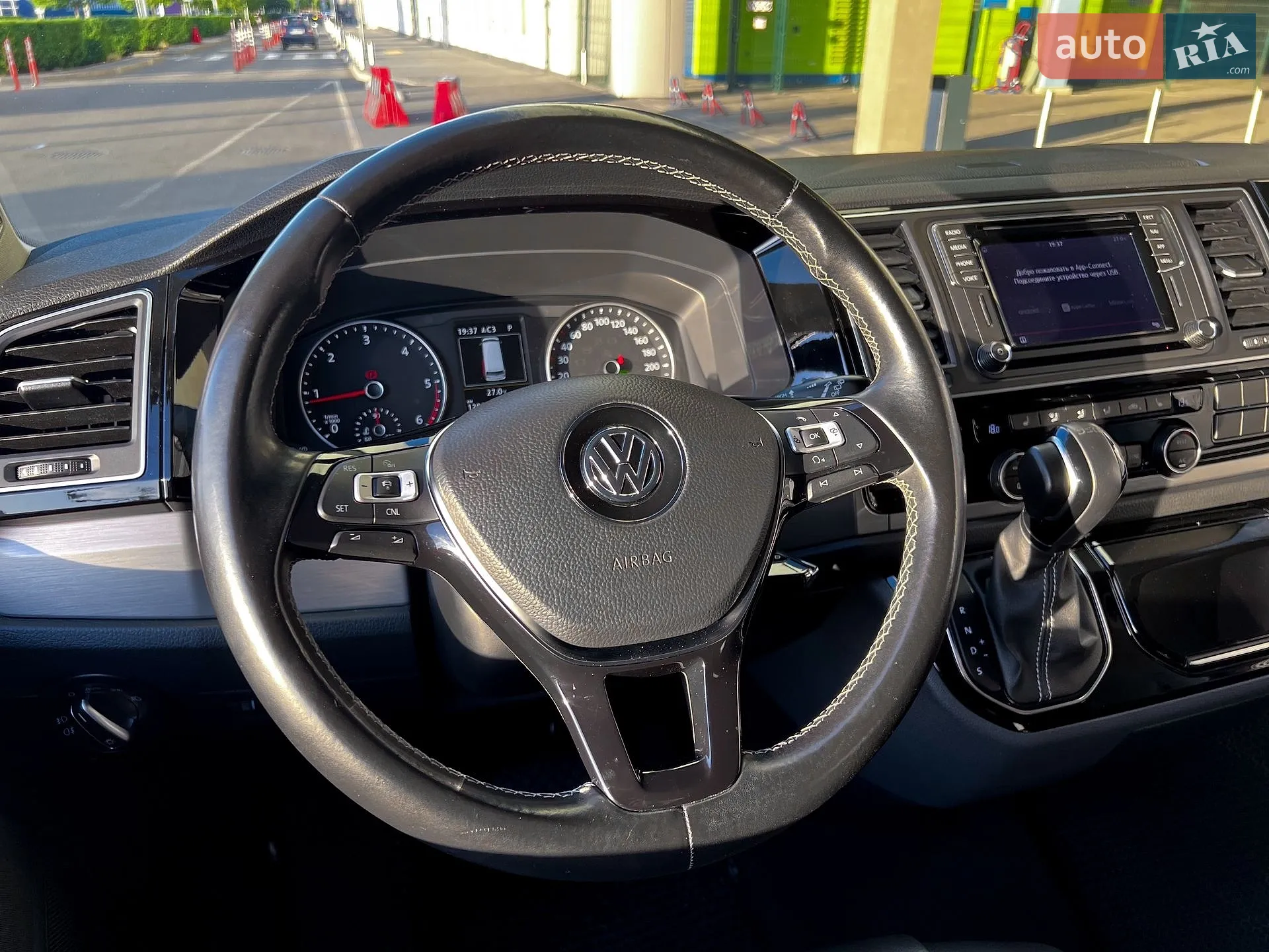2018 Volkswagen Multivan - мініатюра 12