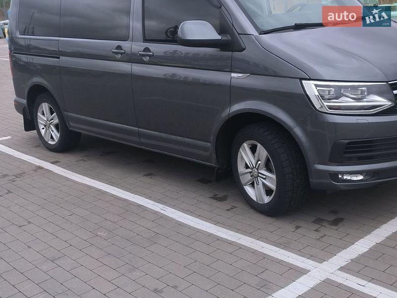 Минивэн Volkswagen Multivan 2019 в Киеве