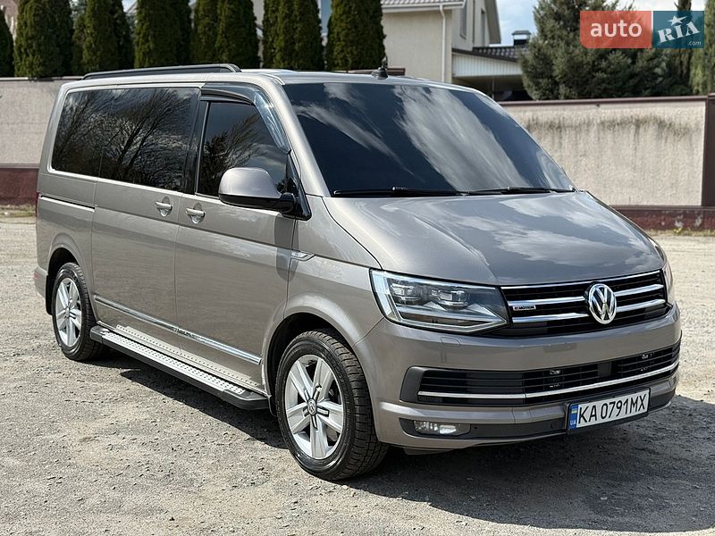 Минивэн Volkswagen Multivan 2017 в Киеве