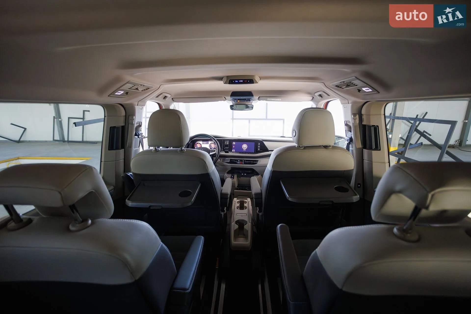 2022 Volkswagen Multivan - мініатюра 12
