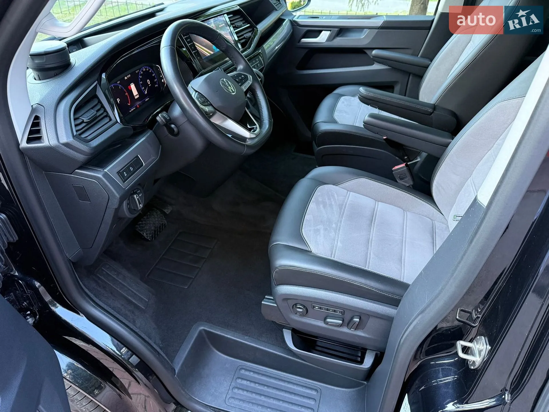 2022 Volkswagen Multivan - мініатюра 18