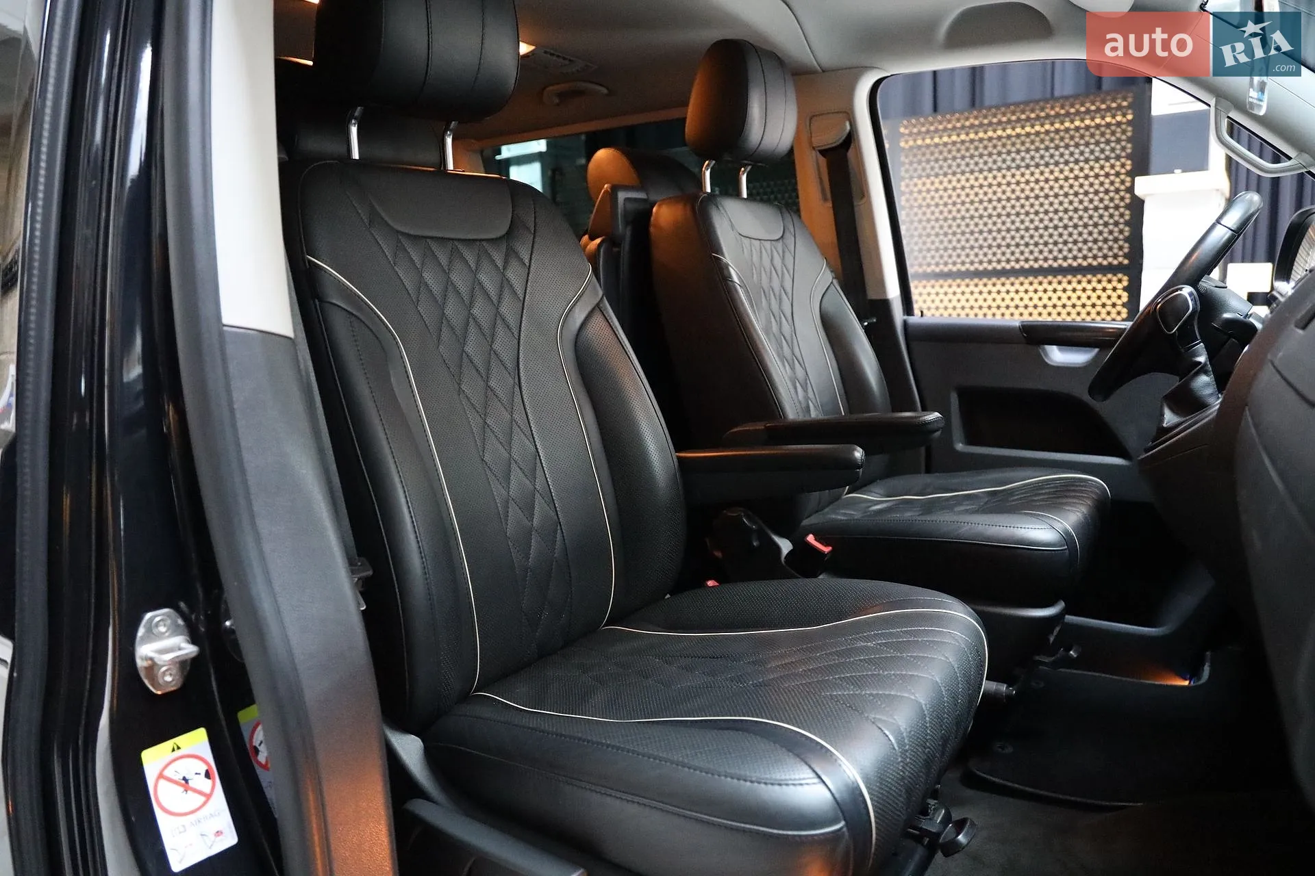 2015 Volkswagen Multivan - мініатюра 40