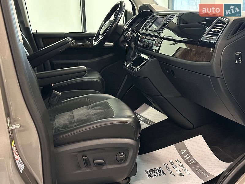 Мінівен Volkswagen Multivan 2017 в Львові