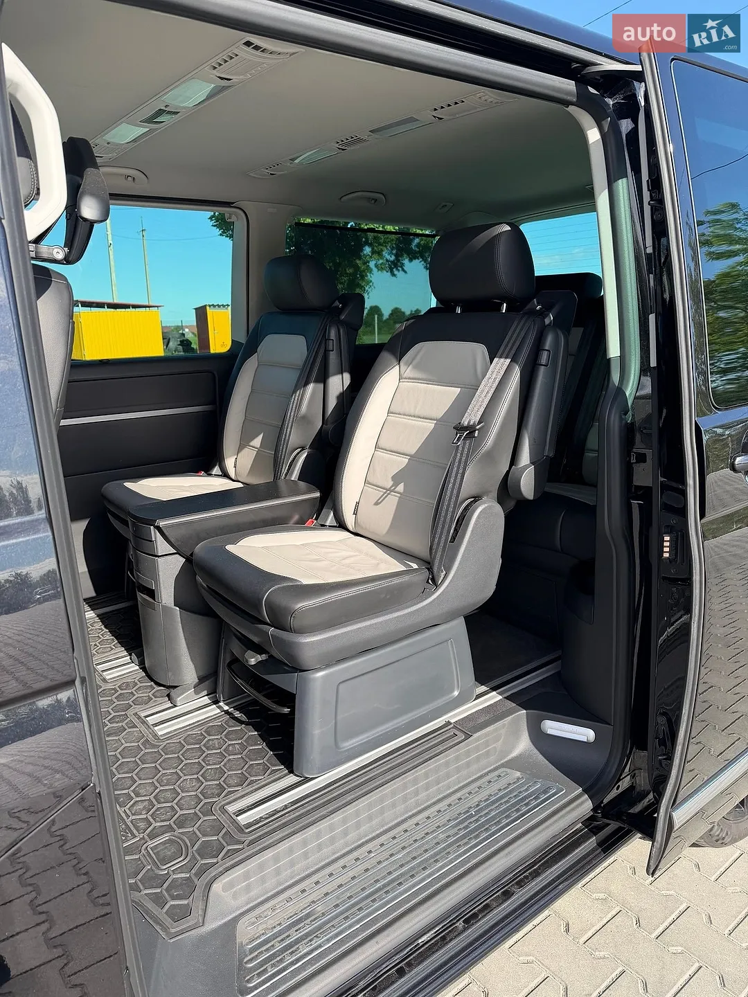 2021 Volkswagen Multivan - мініатюра 13