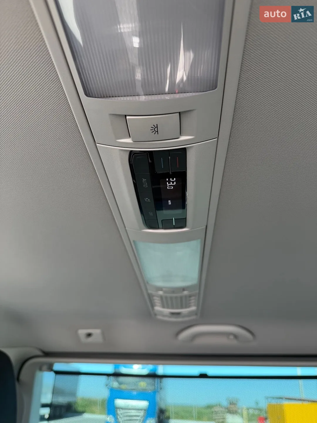 2021 Volkswagen Multivan - мініатюра 16