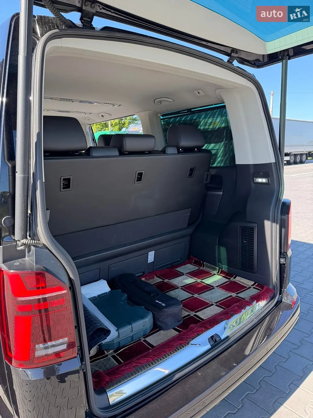 2021 Volkswagen Multivan - мініатюра 28