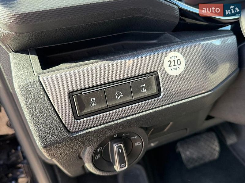 Минивэн Volkswagen Multivan 2021 в Ровно