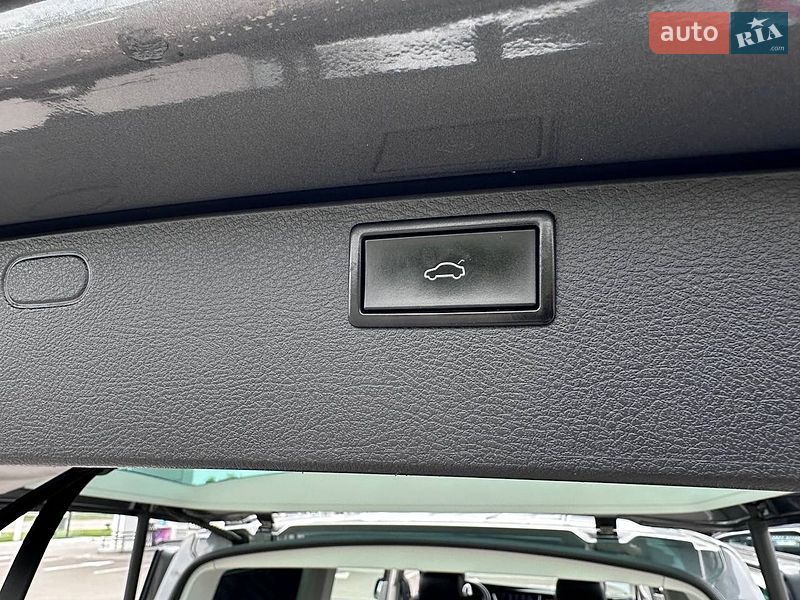 Минивэн Volkswagen Multivan 2020 в Ровно