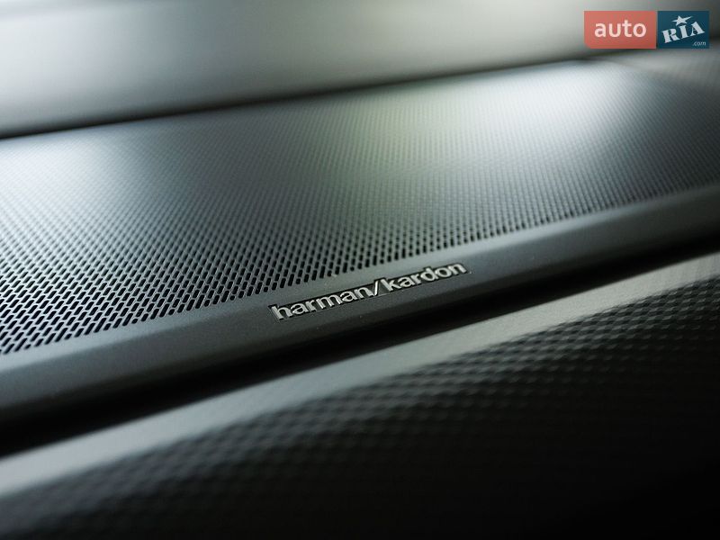 Минивэн Volkswagen Multivan 2024 в Черновцах