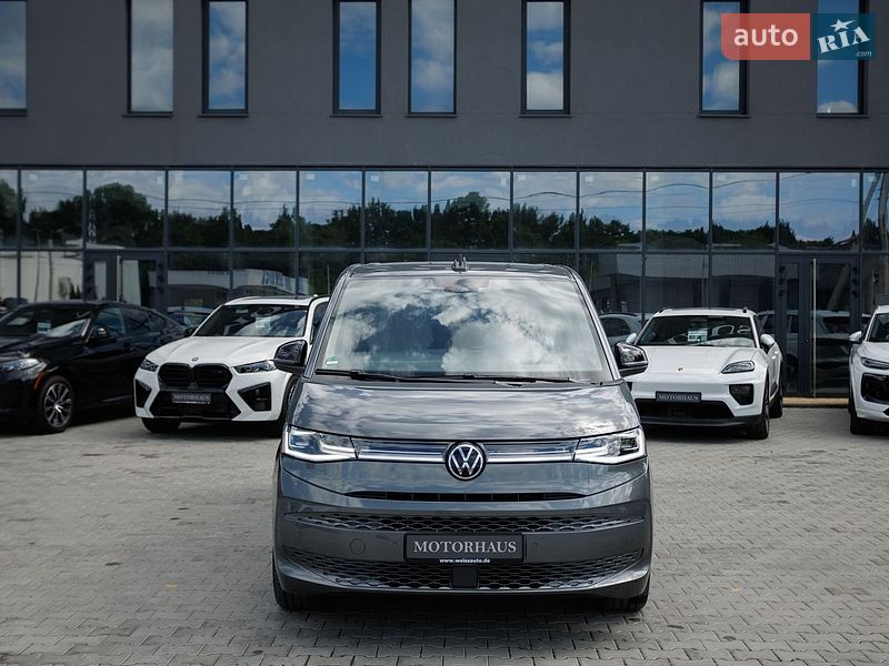 Минивэн Volkswagen Multivan 2024 в Черновцах