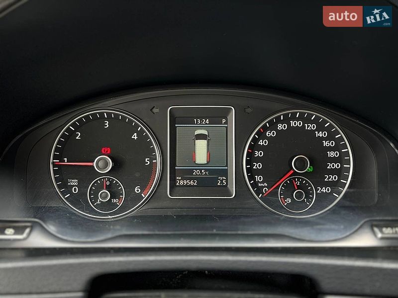 Минивэн Volkswagen Multivan 2011 в Ивано-Франковске