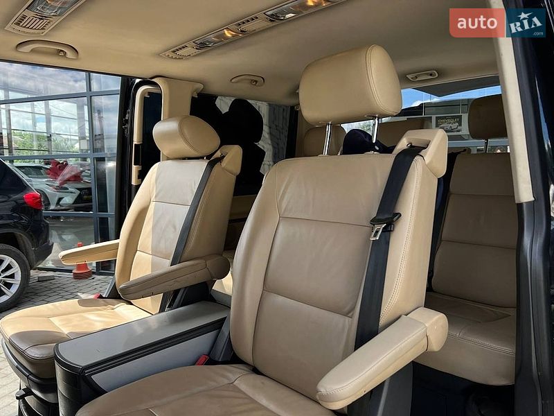 Минивэн Volkswagen Multivan 2011 в Ивано-Франковске