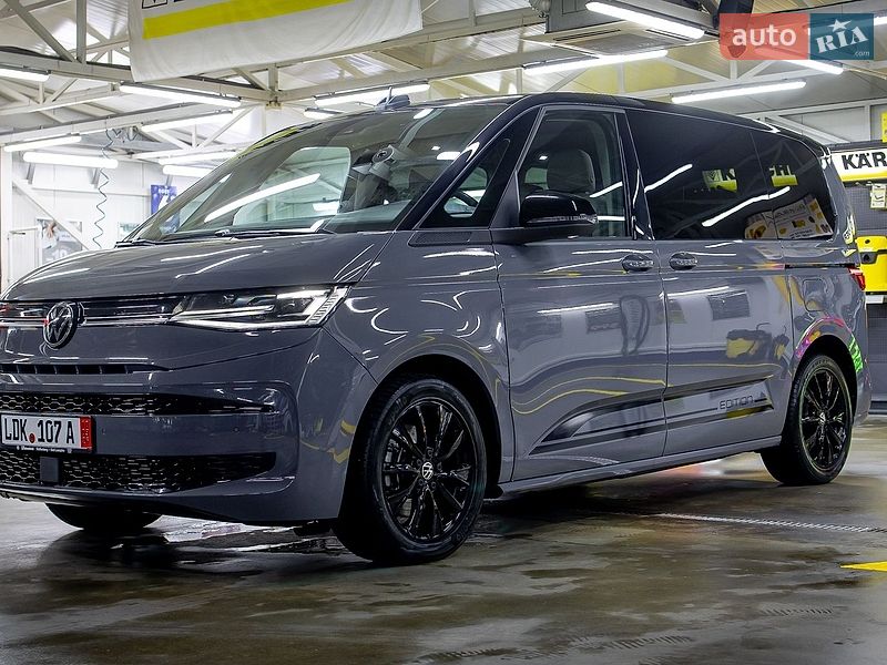 Минивэн Volkswagen Multivan 2022 в Черновцах