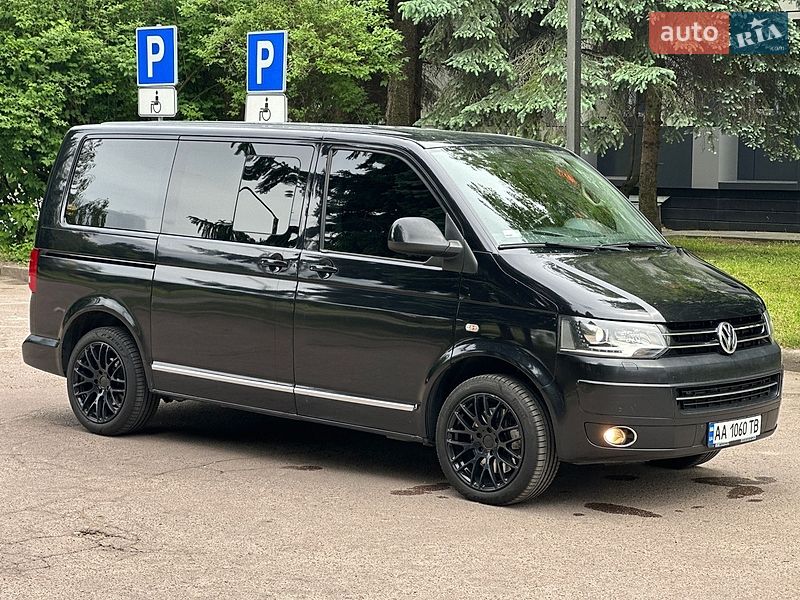 Минивэн Volkswagen Multivan 2014 в Житомире