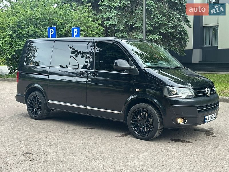 Минивэн Volkswagen Multivan 2014 в Житомире