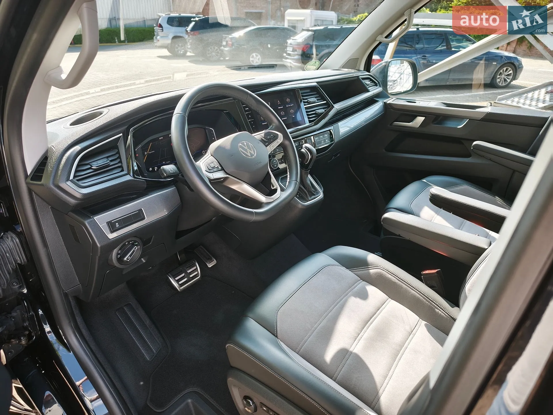 2022 Volkswagen Multivan - мініатюра 8
