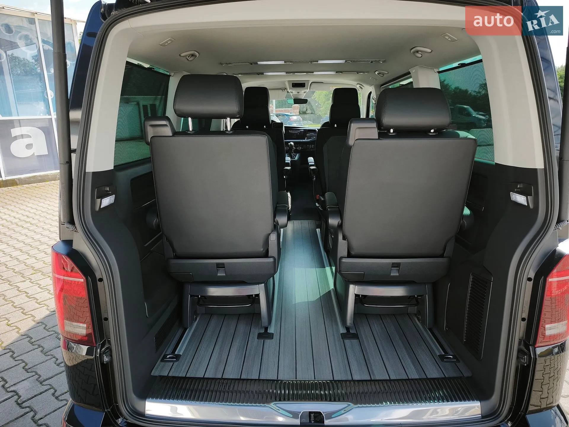2022 Volkswagen Multivan - мініатюра 22