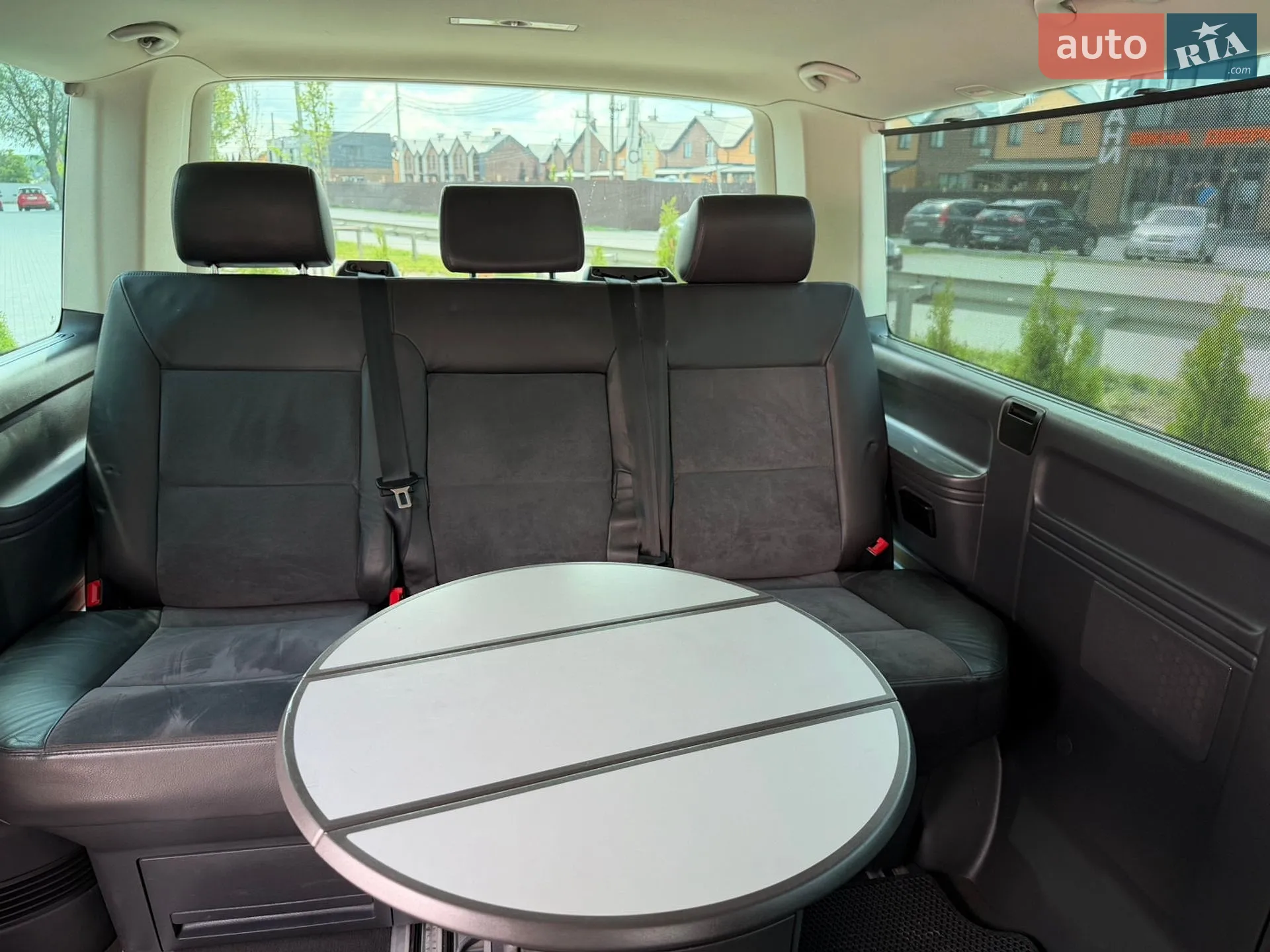 2010 Volkswagen Multivan - мініатюра 25