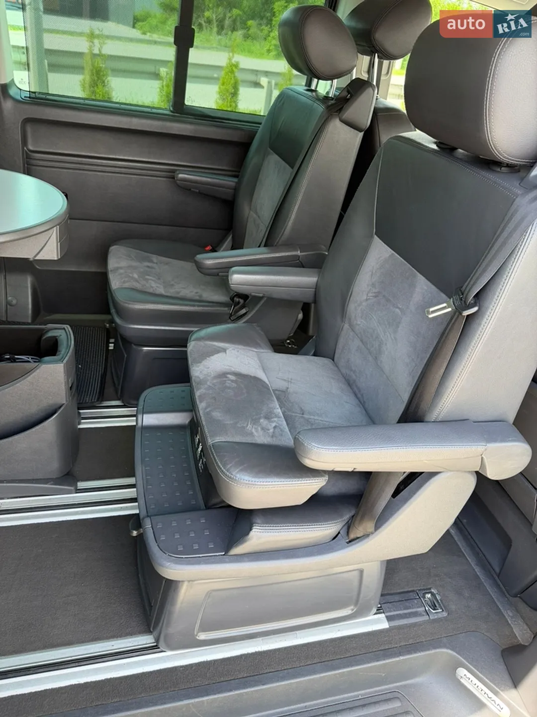 2010 Volkswagen Multivan - мініатюра 31