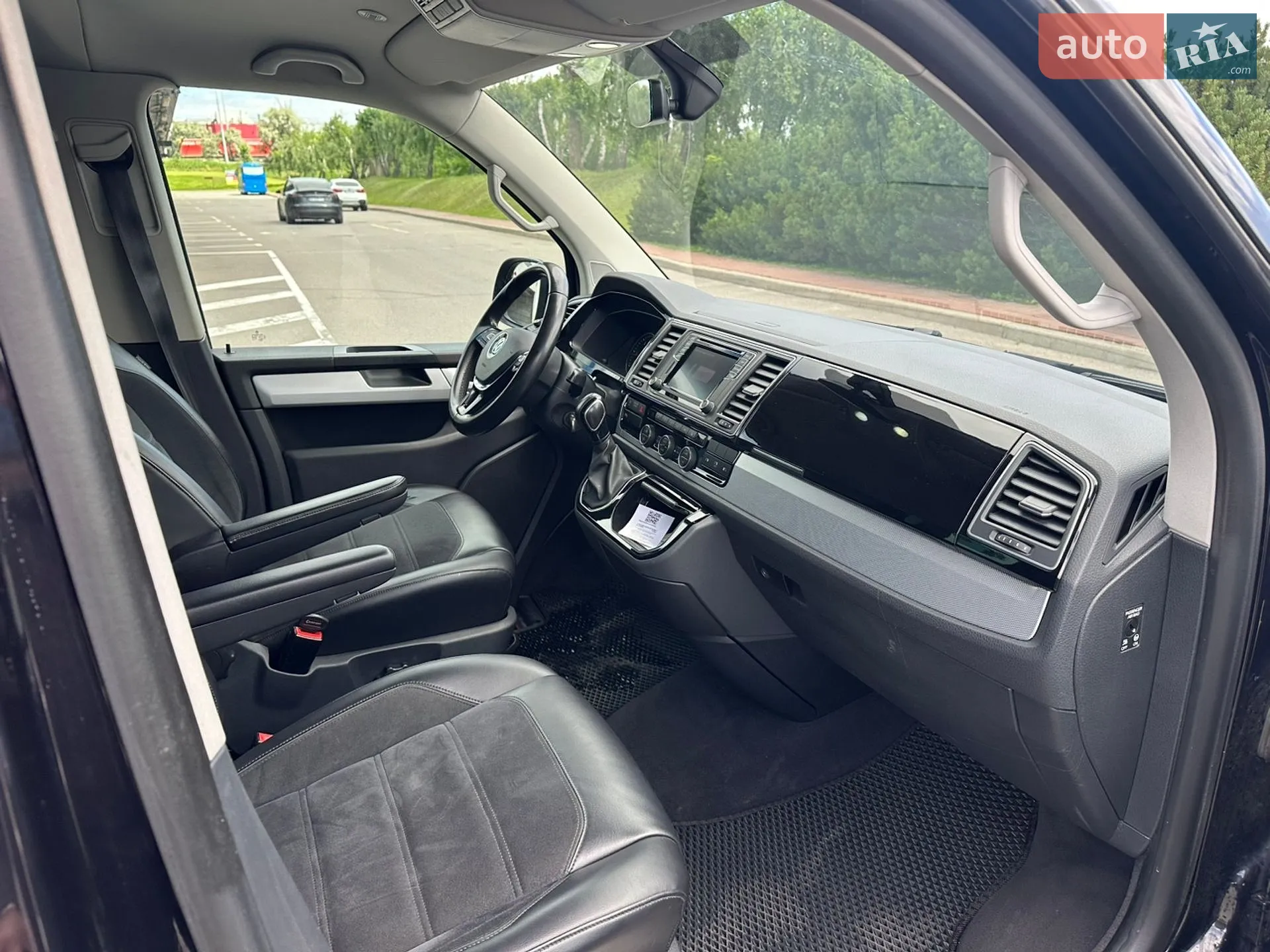 2018 Volkswagen Multivan - мініатюра 25