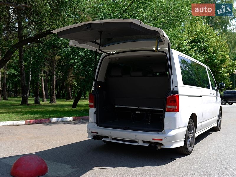 Минивэн Volkswagen Multivan 2010 в Харькове