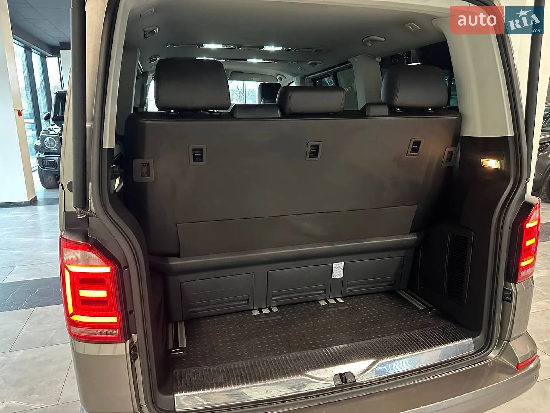 2017 Volkswagen Multivan - мініатюра 34