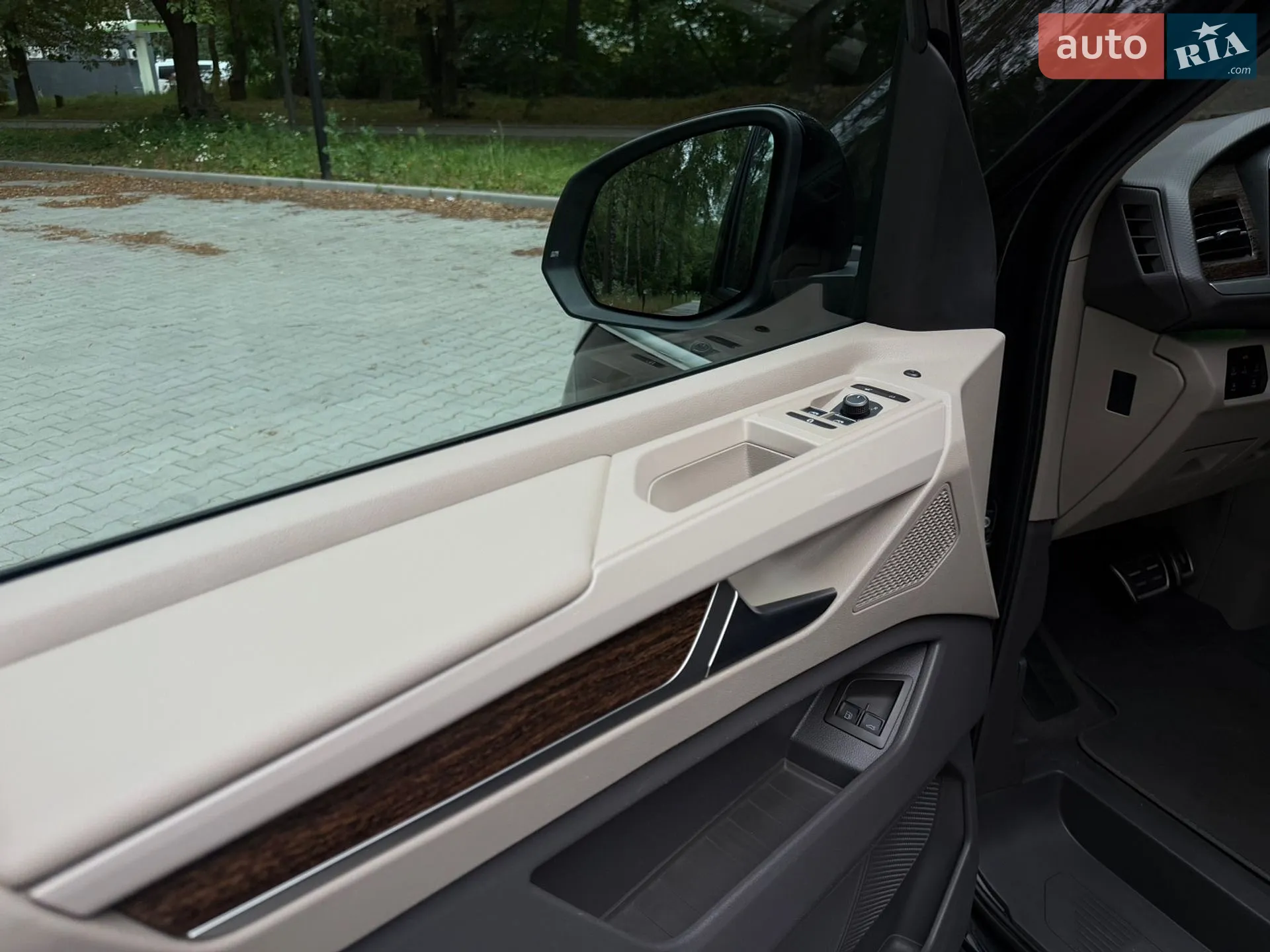 2022 Volkswagen Multivan - мініатюра 35