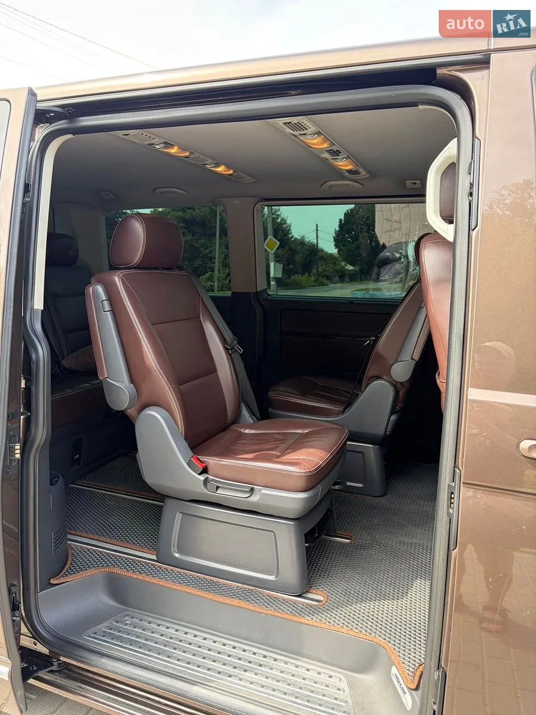 2015 Volkswagen Multivan - мініатюра 11