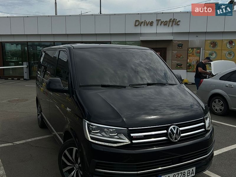 Минивэн Volkswagen Multivan 2016 в Киеве