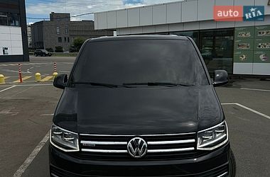 Минивэн Volkswagen Multivan 2016 в Киеве