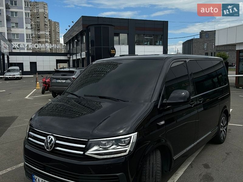 Минивэн Volkswagen Multivan 2016 в Киеве