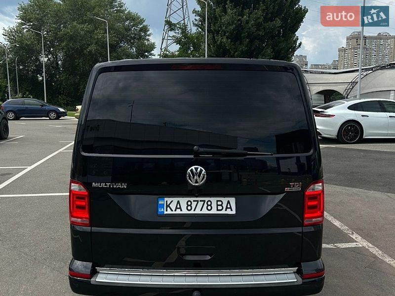 Минивэн Volkswagen Multivan 2016 в Киеве