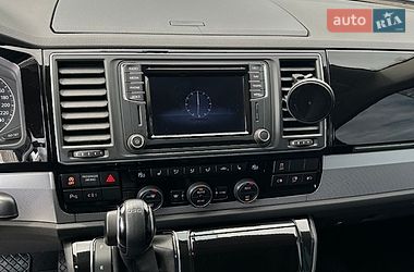 Минивэн Volkswagen Multivan 2016 в Киеве