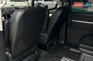 Минивэн Volkswagen Multivan 2016 в Киеве