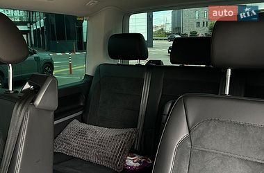 Минивэн Volkswagen Multivan 2016 в Киеве