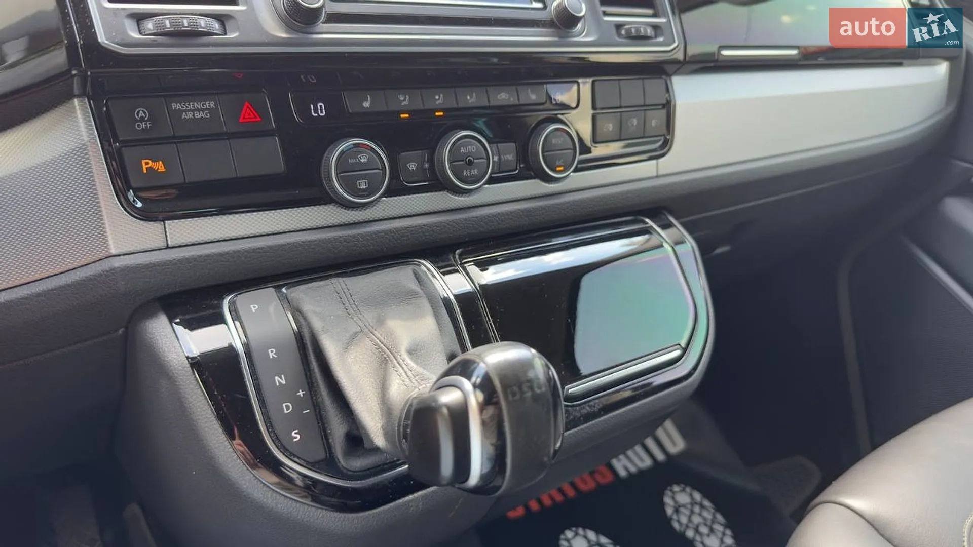 2019 Volkswagen Multivan - мініатюра 27